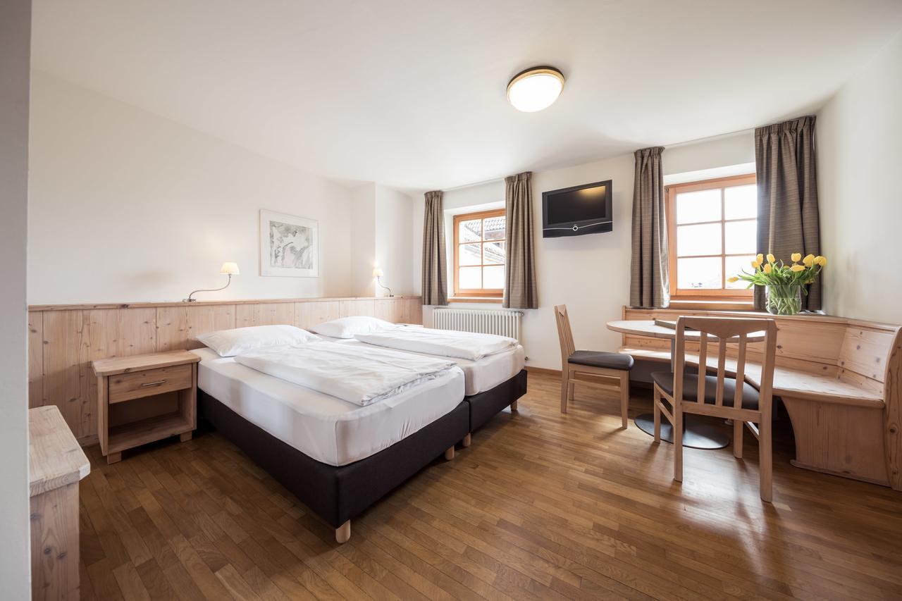 Superior Double or Twin Room,657949944:JPEG